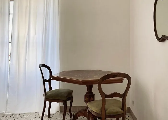 شقة Historical Artist Flat