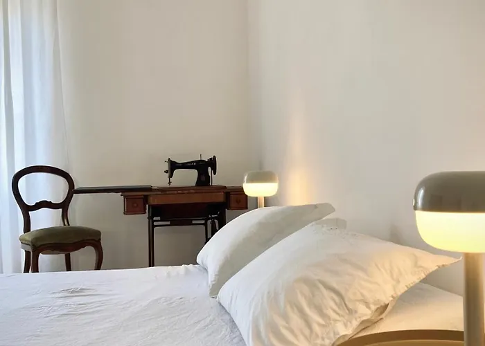 Historical Artist Flat شقة كاتانيا