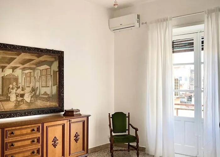 شقة Historical Artist Flat