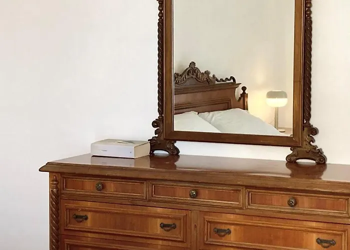 Historical Artist Flat شقة *