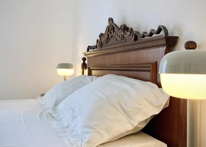 Historical Artist Flat كاتانيا